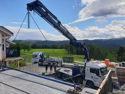 PhxJgNFgETmXTwoXF__w400