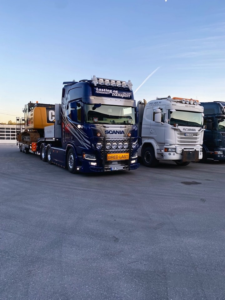 413905218_1321013535465452_4126143105186191196_n